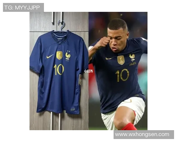 姆巴佩专属足球鞋设计灵感揭秘 助力法国巨星在绿茵场上的飞跃