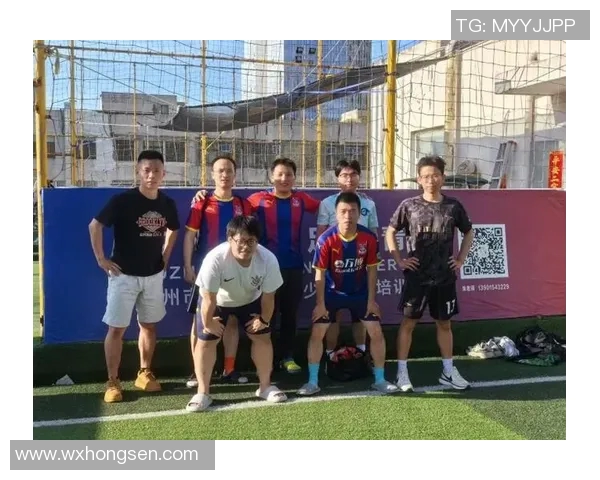 足球破坏球星的逆袭之路与绿茵场上惊心动魄的故事