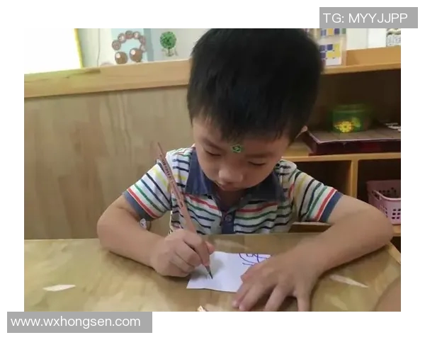 彩铅绘制足球球星人物作品集展现精彩瞬间与个性风采